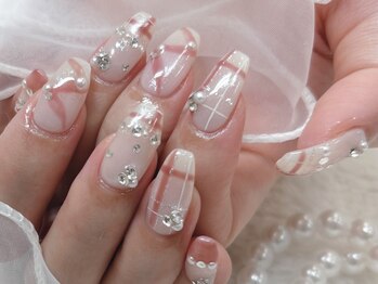ショコラ(chocolat)の写真/[お気に入りが沢山詰まった自分だけのNAILを叶える]こだわりのパーツが可愛い指先を彩って気分UP♪
