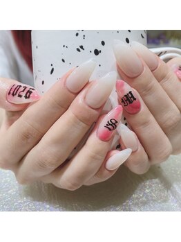 クイーンズビューティーサロン 新宿本店(Queen's beauty salon)/定額コース パラジェル対応可