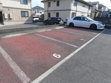 ナナラ(nanala)の雰囲気（駐車場は6番をお使いください）