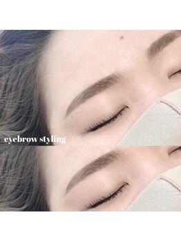 フロップニク(FLOPNIK)/アイブロウwaxスタイリング