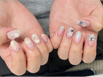 ジュライ(July)の写真/【リーズナブルな価格x21時までの営業で通いやすさ◎】丁寧な施術と技術、モチが良くリピーター様多数！