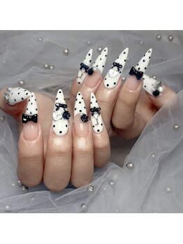 アミネイル(Ami Nail)/ワンホンガーリーネイル