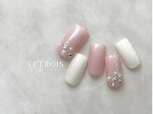 ルトロワ(LETROIS)/
