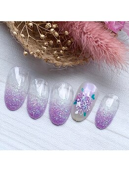 今月のおすすめネイル☆