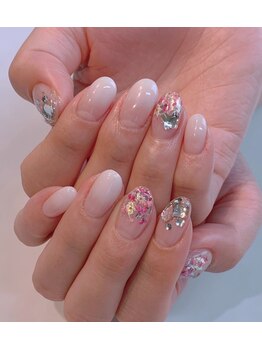 ダリア 西大寺本店(DAHLIA)/白×グラデーションネイル♪