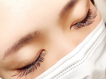 ネオン(Neon)の写真/《全メニュ-つけ放題》ナチュラル~ボリューム派まで納得の仕上がり♪カラーエクステも追加料金なしで変更OK