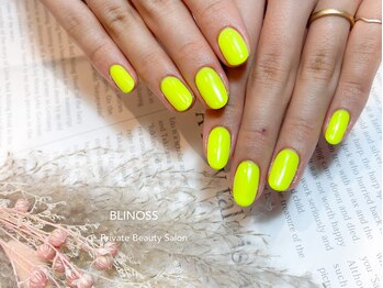 ブリノス(BLINOSS)/夏にピッタリ☆ネオンイエロー