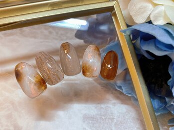 こはるびより/奥行きブラウン