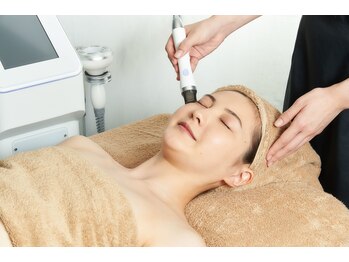 小顔矯正アンドヨモギ蒸しアンドリンパマッサージ アンヨ( anyo)/