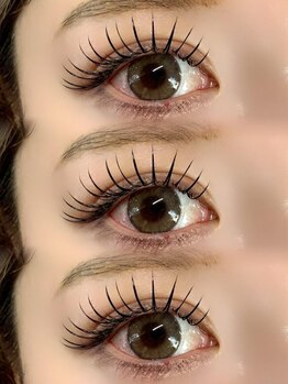 マイペティラ(my.petilla)の写真/[大分県希少技術導入]メガフラットラッシュ導入♪《モチ×見た目》もつけまつげ級のボリューム感で大満足◎