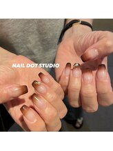 ネイルドットスタジオ 堺筋本町(NAIL DOT STUDIO)/グラデーション