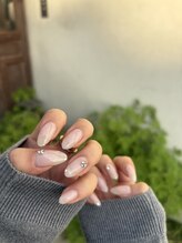 フィービー(pheebe)/上品ネイル