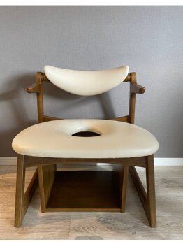 マルーカ 中目黒(MALUUCA)/ハーブ＆よもぎ蒸しの椅子