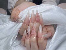 ウメネイルスタジオ(UME NAIL STUDIO)/題長さだしやり放題×つけ放