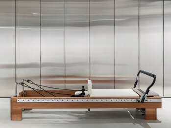 アステル 南青山店の写真/メリハリのあるくびれ・丸みのあるお尻などの美ボディへ！美尻・美姿勢・スタイルUPならお任せ下さい♪