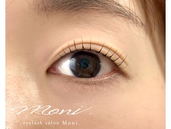 モニ(Moni.)の写真/＼ナチュラル派必見／目元にお悩みがある方や似合うデザインを相談したい方に◎上下まつげパーマもご用意★