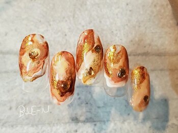 ブルーエヌ(BLUE N)/地層風　天然石ネイル