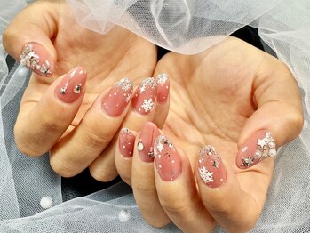 ヒラソルネイル(Girasol nail)/雪の結晶ゆきのけっしょう