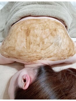 アン(anne)/背中のハーブピーリング♪亀戸☆