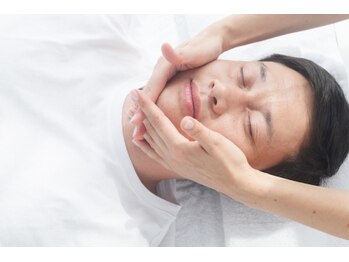 ヘッドライト 練馬店/【顔のむくみに】フェイシャル