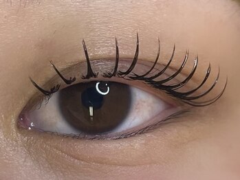 【まつげパーマ/マツエク/アイブロウ/シマ―ラッシュ】NARO -ナロ- 南平岸/シマーラッシュ