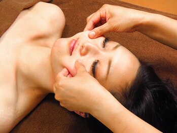 アーチボディマジック(arch-bodymagic)/小顔コルギ＆全身コルギ