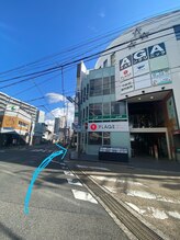 ワイズサロン(Y's salon)/草津駅側から駐車場への行き方