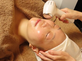 メナードフェイシャルサロン 三鷹駅南/クーリング