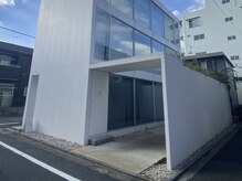 メンズサロン エイチ(H)の雰囲気（敷地内に駐車場完備しております◎遠方からの来店も♪）