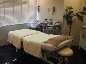 ヴィオラ 松戸店(Viola)の写真/電気脱毛×光脱毛で一生お手入れ不要に！VIO/鼻/白髪/眉デザインの特殊部位から全身まで最短でリーズナブル