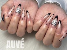 オーヴェ(AUVE)/ドット×黒フレンチ