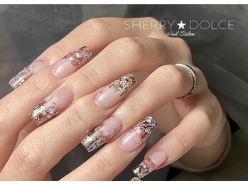 シェリードルチェ 横浜店(Sherry Dolce)の写真/【日本大通り駅徒歩3分】ある程度の長さを出したい方、爪の形を美しく整えたい方にもオススメ♪
