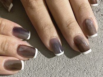 アロナ ネイルサロン アンド スクール(alona)/絶妙カラーのニュアンスフレンチ