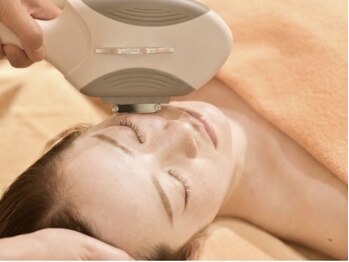 パルティノ 高崎店の写真/冷たくないジェルで眠れる♪全身脱毛＆VIO脱毛体験7300円！部分脱毛もOK◎