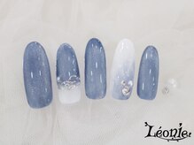 レオニー(Leonie)/マグネットニュアンスネイル