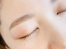 ナラ(nala.)/眉毛スタイリング×眉毛カラー