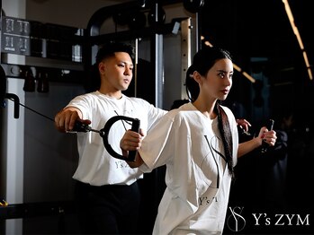 ワイズ ジム(Y's ZYM)の写真/【はじめての方にもおすすめ◎】豊富なサービス/オーダーメイドプログラムで口コミ高評価（☆5）