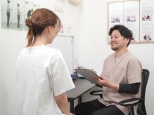八起整骨院の雰囲気(しっかりとカウンセリングを行った上で、施術を行います。)