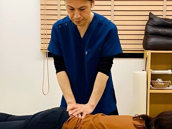 ABC整体スタジオ 新宿南口の写真/身体の歪みからくる不調・お悩みに…講師も務める実力派整体師がお1人お1人に合わせてオーダーメイド施術♪