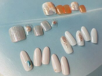 アイラッシュアンドネイル リュクスプラス 京都三条 ANNEX(LeLuxe+)の写真/日常に馴染む上品×シンプルなデザインで、いつみてもキレイな手元へ♪丁寧なケア・美フォルムにこだわり◎