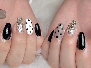 ラズワルド(Lazward)/シック＊ブラックy2kネイル