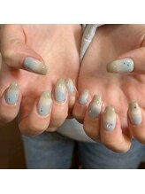 GLUCK宇都宮今泉【パラジェル/フィルイン/長さだし/持ち込み/LED/メンズアイブロウ】/グラデーションdesign