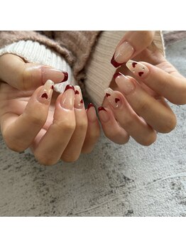 アリュール アンド エテルノ 小山店(Allure & ETERNO)/ガーリーなボルドーハートネイル