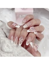 ミス シャーリー(Miss Shirley)/【Vカットフレンチ】