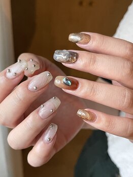 ウン(un.)の写真/【持ち込みデザイン大歓迎】ニュアンスアートが得意なサロン◎あなただけのオリジナルデザインを叶えます！