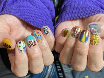 カーティシーネイルズ(curtisii NAILS)/ポップおまかせアート10本