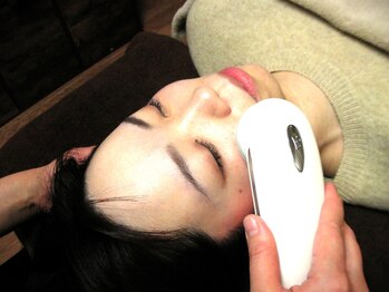 プラスファイン(+fine)/リフトアップの小顔矯正