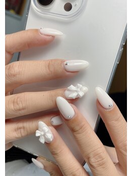 ネオメニア(Neomenia)/ホワイトネイル