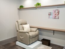 アプリーレ(Aprile)/店舗内装 リクライニングソファ