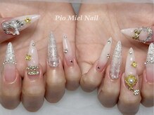 ピオミエルネイル 新宿(pio miel nail)/シアーピンク×ゴールドパーツ